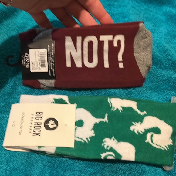 🌈5 for $10 sale-Wine Not? & Big Rock Brewery bundle of socks - Picture 6 of 6